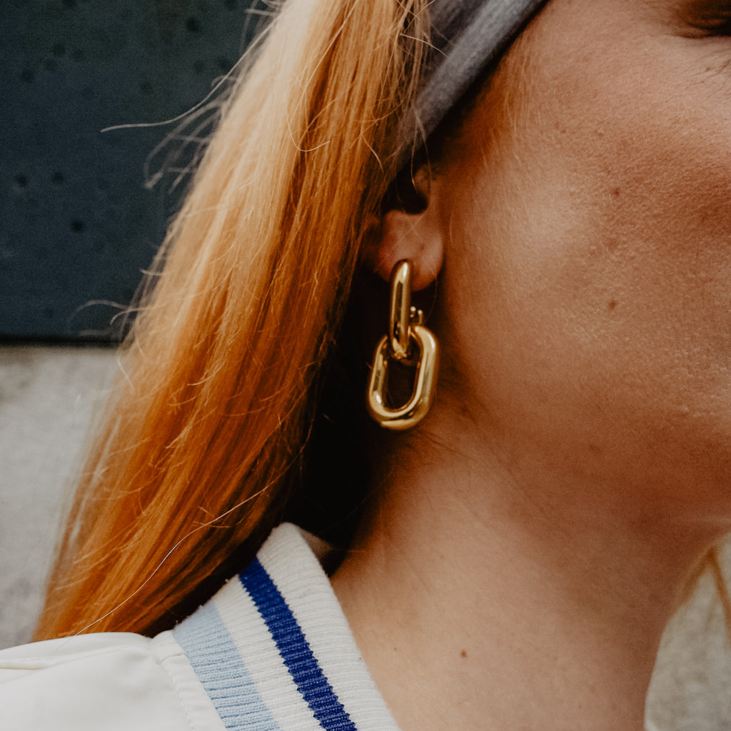 CHAIN EARRINGS