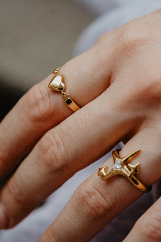 IN THE MOOD OF LOVE RING