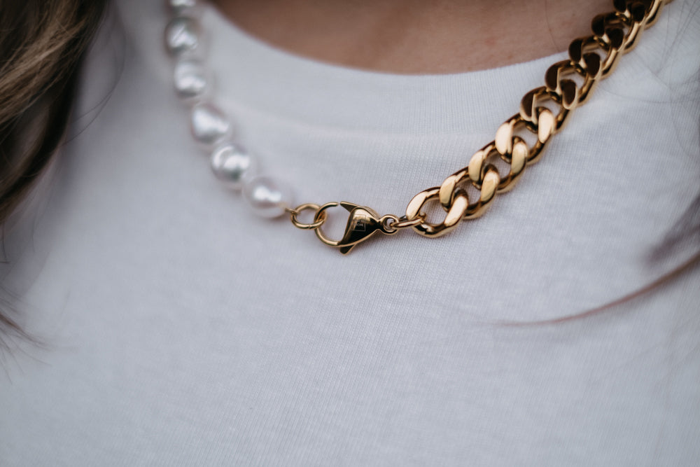 THE GLAM CHAIN!